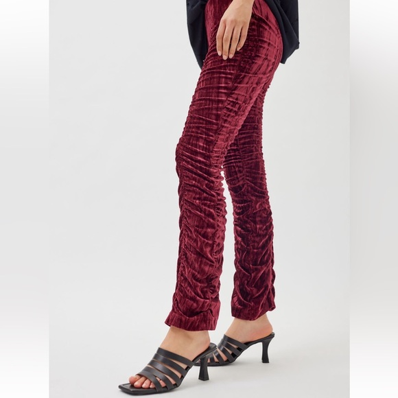 NWT UO Velour Ruched Pants - Picture 3 of 4